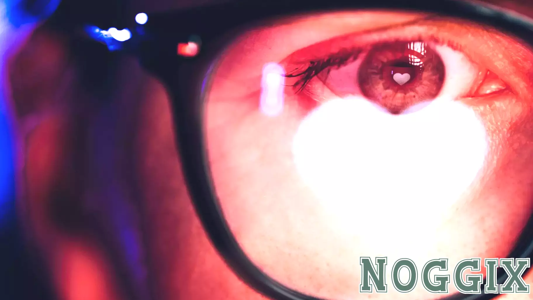 Crafting a Standout Profile: Psychology's Guide to Better Dating App Matches