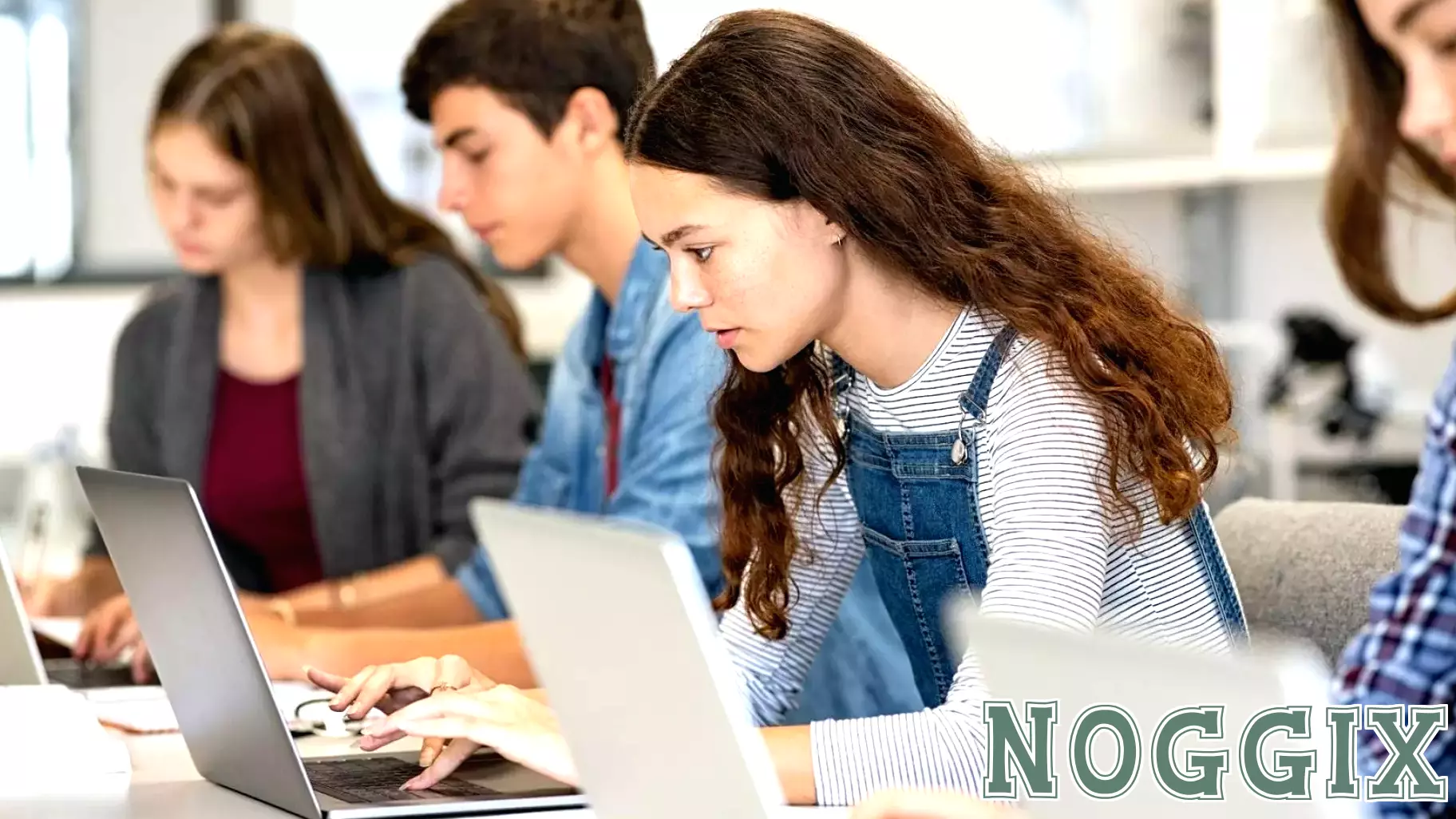 Digital Assessment Reliability Questioned After AP Psychology Exam Glitches