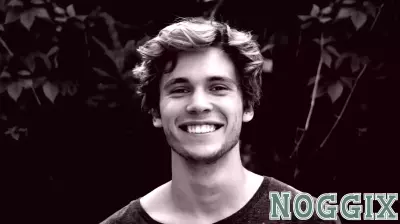 Being Attractive Makes Men Happier Than Women