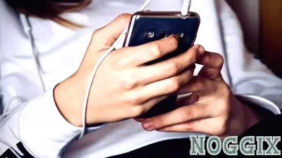 Should College Professors Encourage Students to Disconnect?