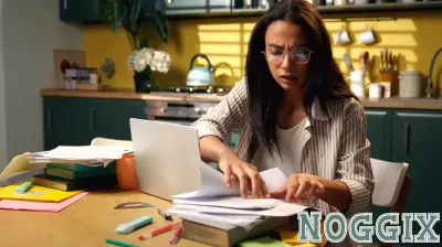 Why Messy Habits Might Make You More Productive, According to Psychology